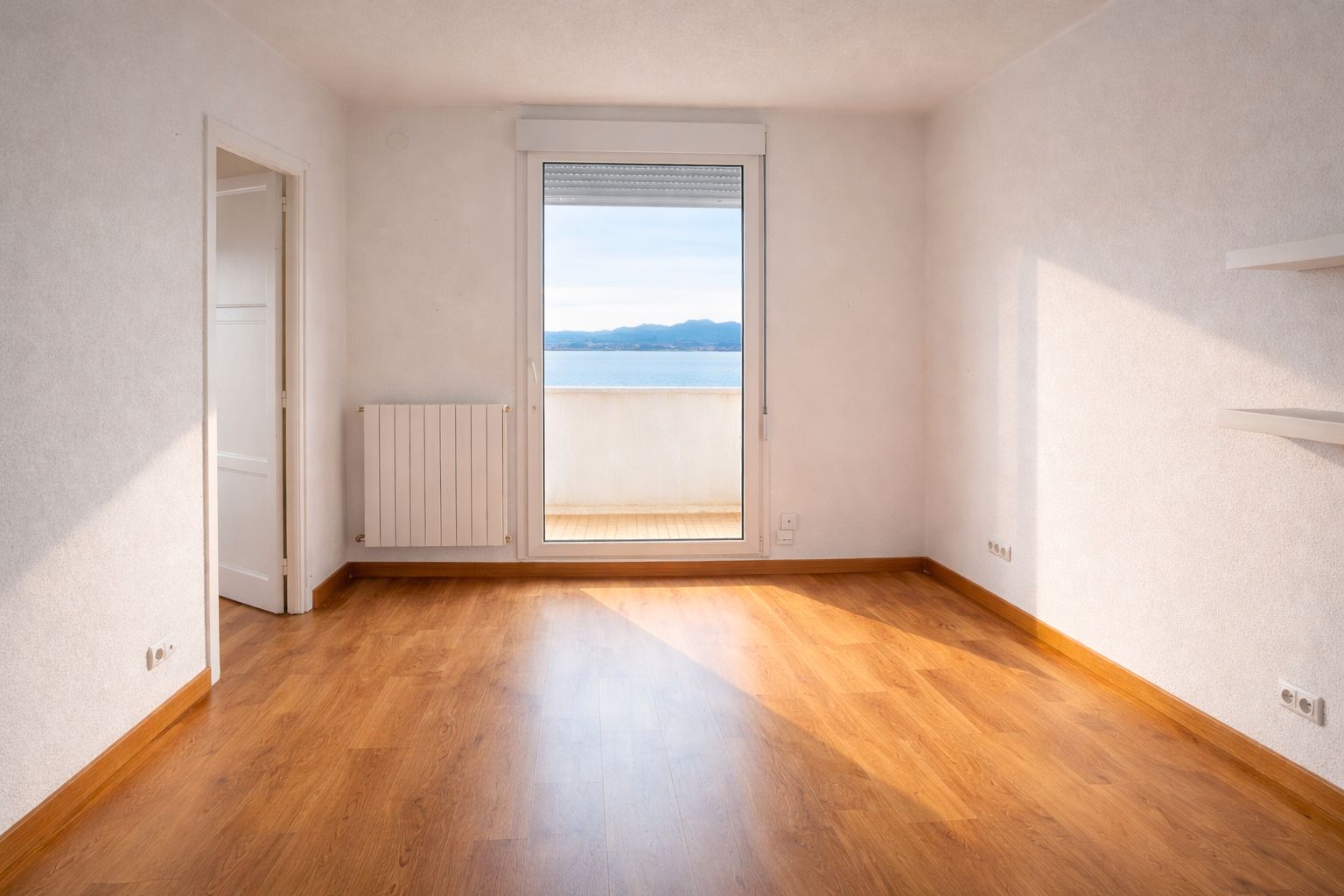 Bedroom of Flat to rent in Santander  with Heating, Terrace and Oven