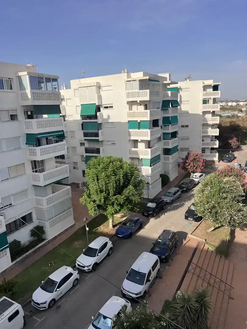 Exterior view of Flat for rent in Estepona  with Air Conditioner and Furnished