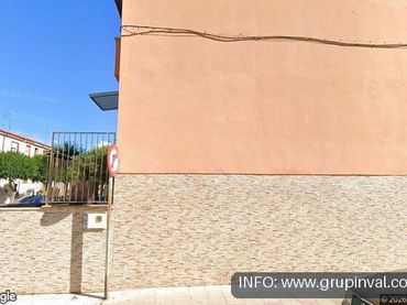 Local comercial en venta en C/ MOISÉS DE LEÓN 12