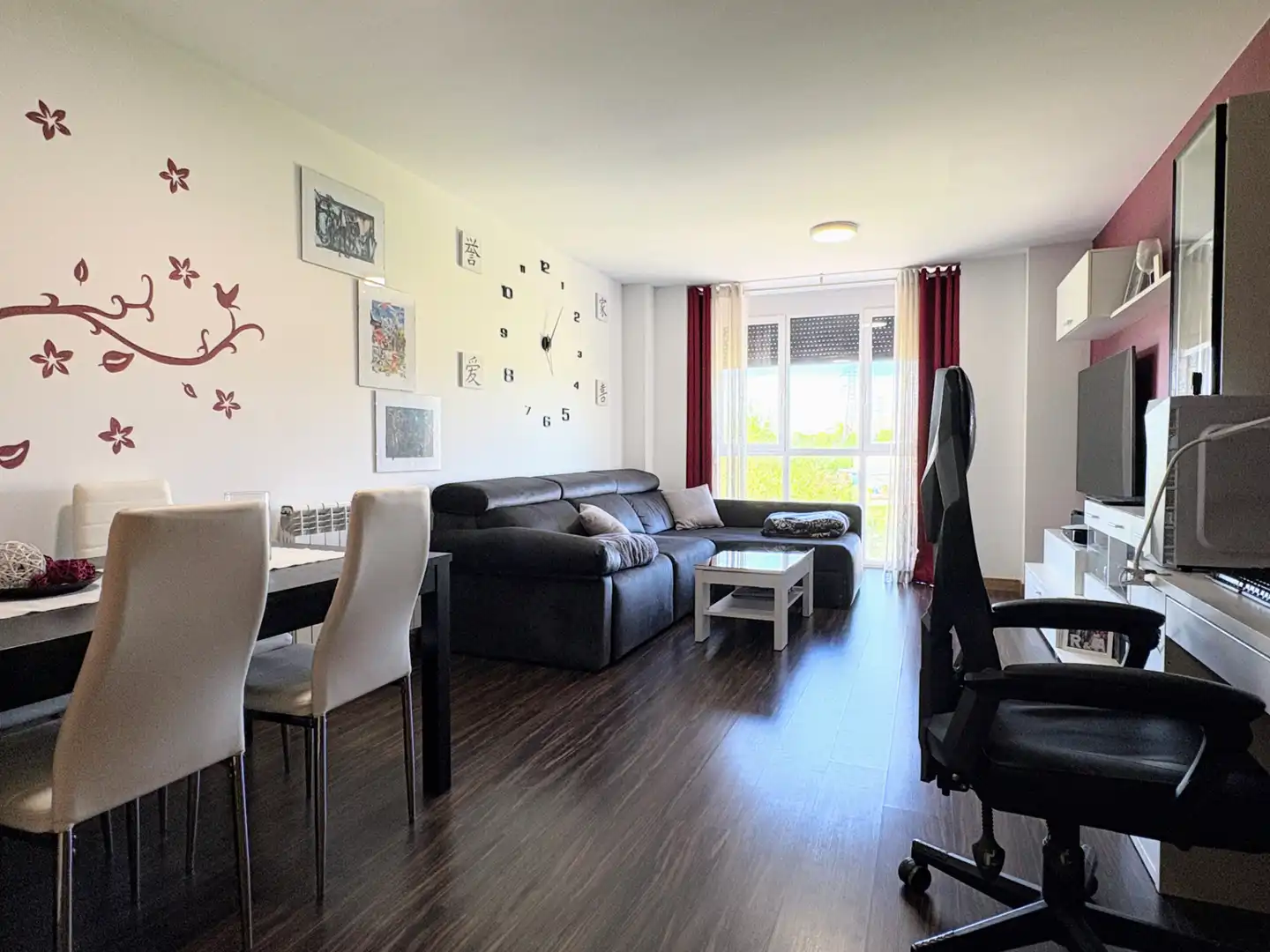 Living room of Flat for sale in Cistérniga  with Heating, Private garden and Storage room