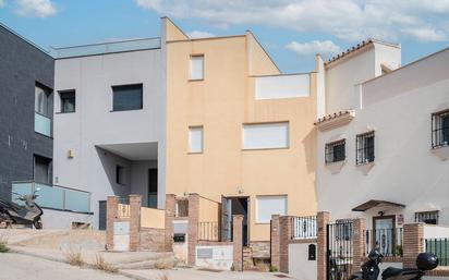 Exterior view of Single-family semi-detached for sale in Vélez-Málaga