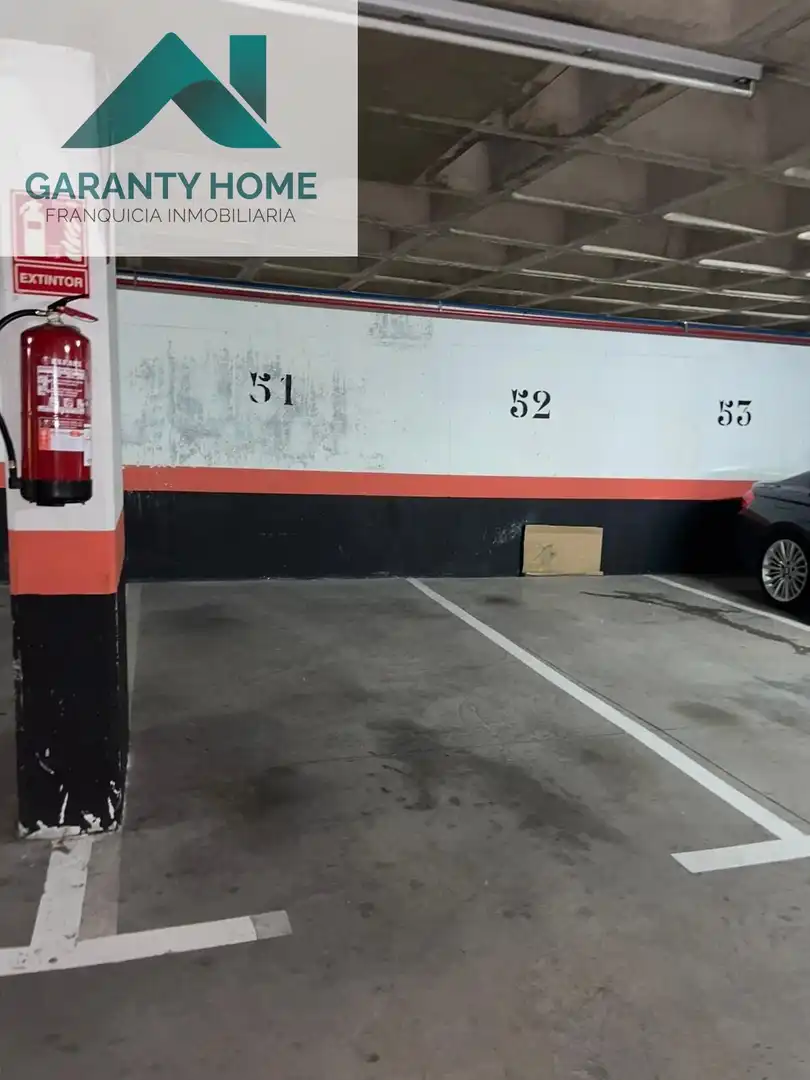 Parking de Piso en venta en Madrid con Aire acondicionado, Calefacción y Terraza