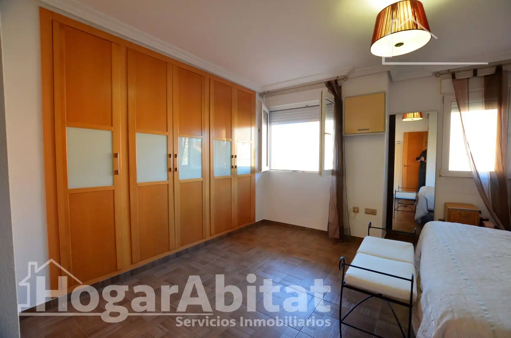 Dormitori de Casa adosada en venda en Alicante / Alacant amb Aire condicionat, Calefacció i Jardí privat