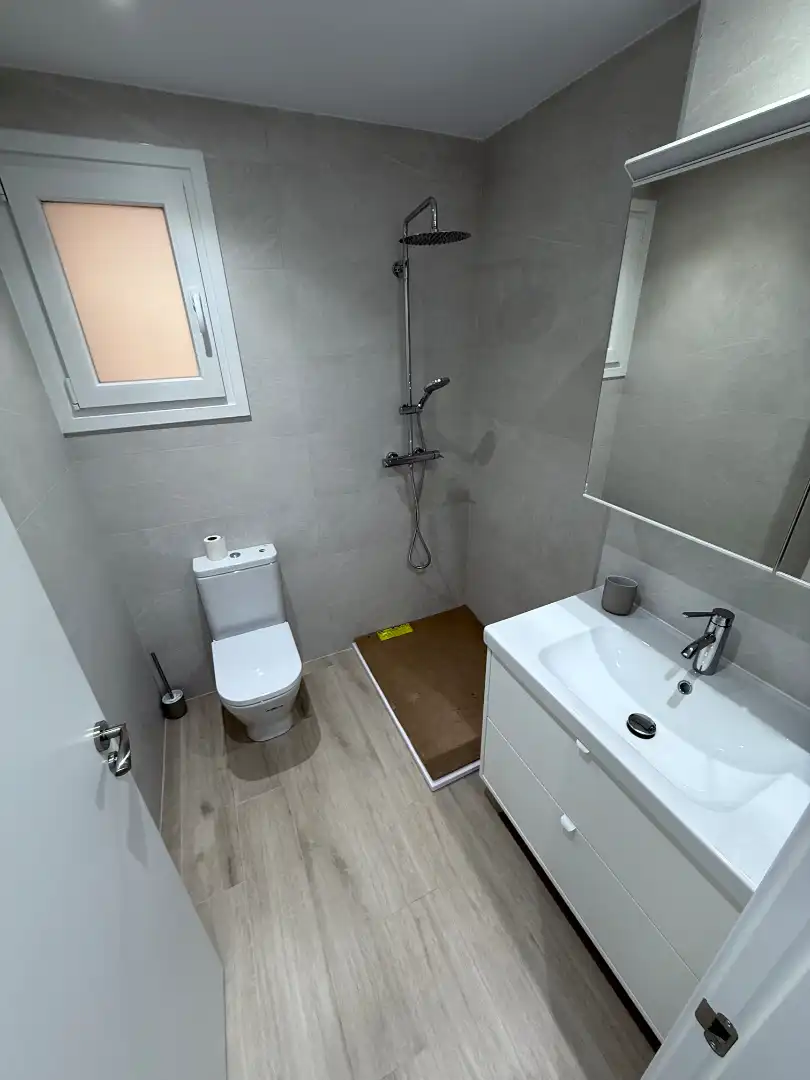 Baño de Piso en venta en Alcalá la Real con Aire acondicionado y Calefacción
