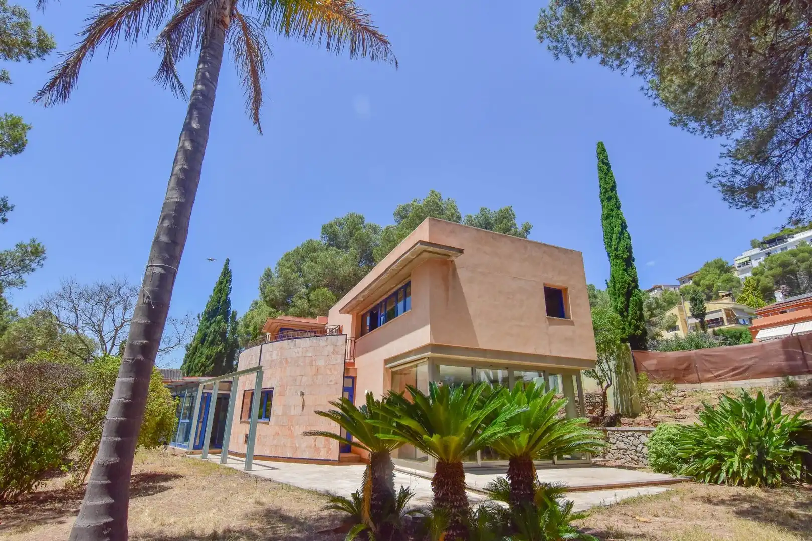 Außenansicht von Haus oder Chalet zum Verkauf in Gilet mit Heizung, Privatgarten und Terrasse