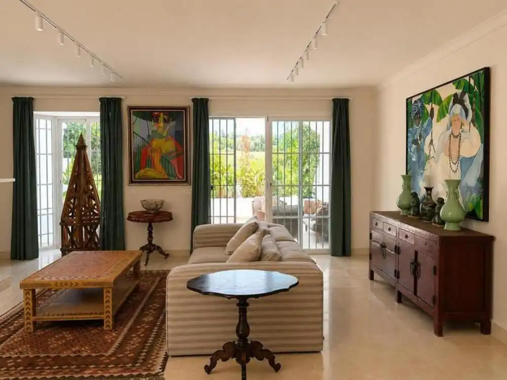 Detached homes for rent in Guadalmina Alta