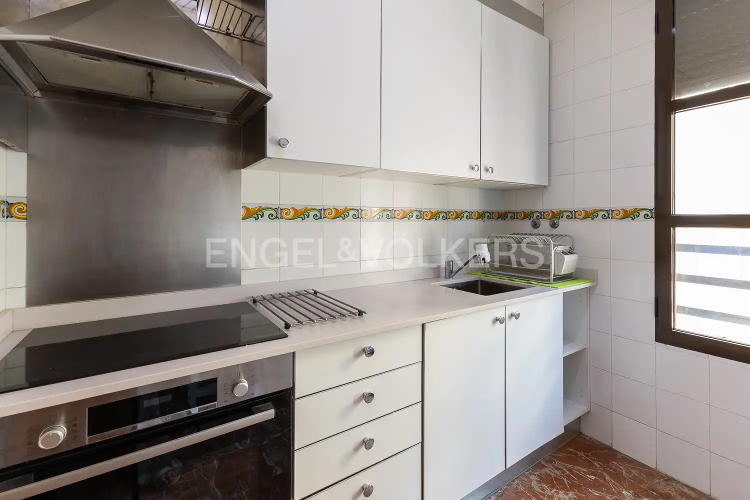 Küche von Dachboden zum Verkauf in Valencia mit Klimaanlage, Heizung und Terrasse