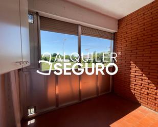 Exterior view of Flat to rent in  Madrid Capital  with Heating and Terrace
