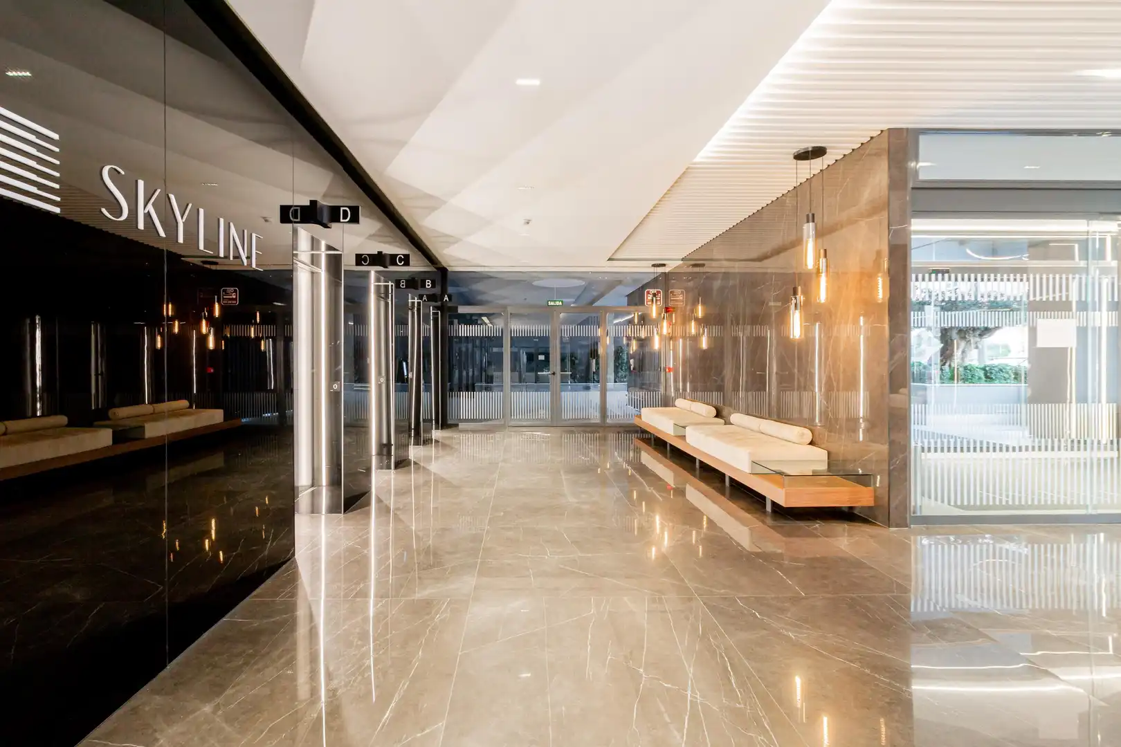 Apartamento en venta en Madrid con Calefacción, Jardín privado y Piscina comunitaria