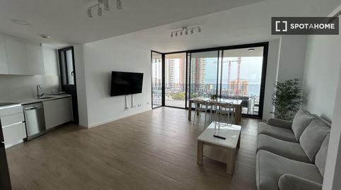 Foto 2 de Habitació a Playa Poniente, Benidorm