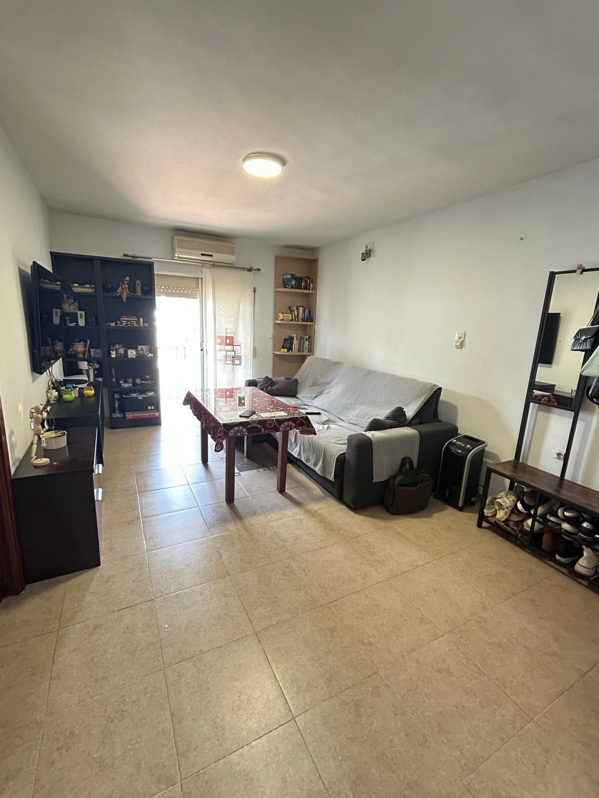 Sala de estar de Piso en venta en Antequera con Aire acondicionado, Trastero y Balcón