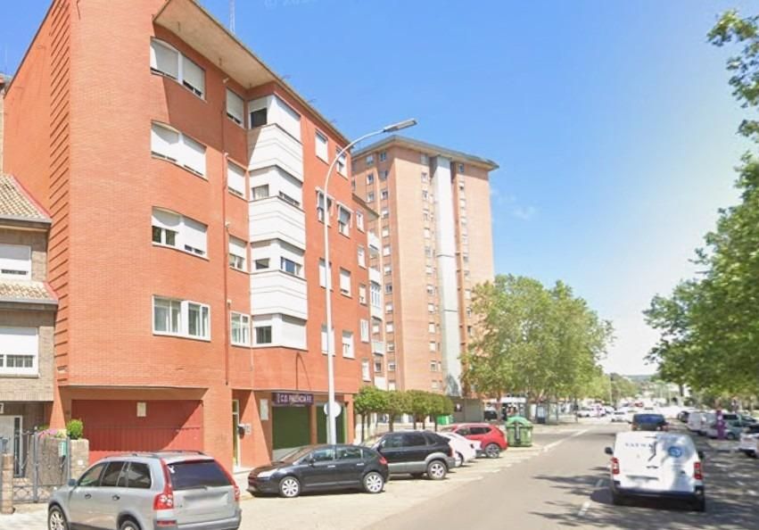 Exterior view of Box room for sale in Palencia Capital