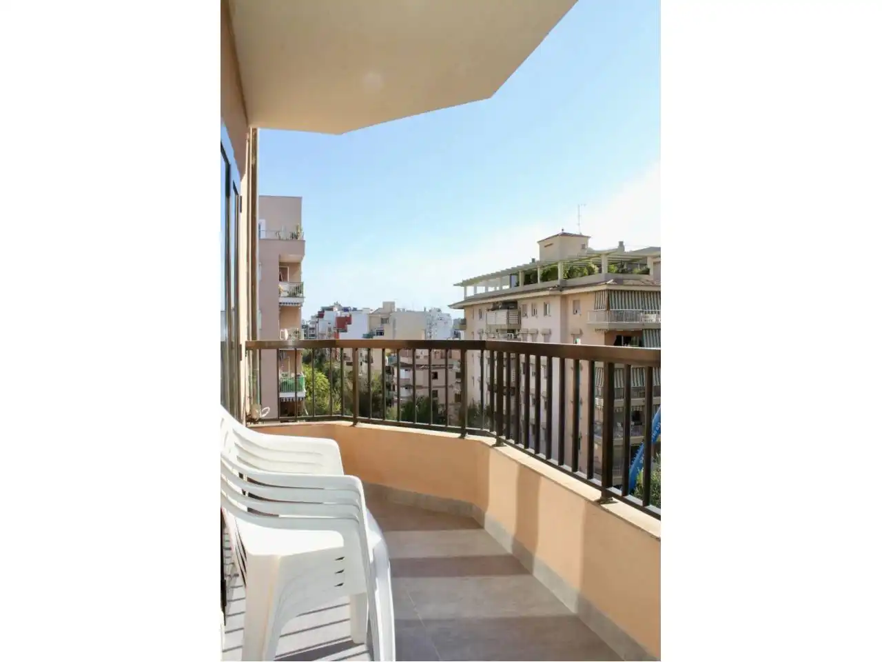 Terrasse von Wohnung zur Miete in  Palma de Mallorca mit Klimaanlage, Heizung und Parkett