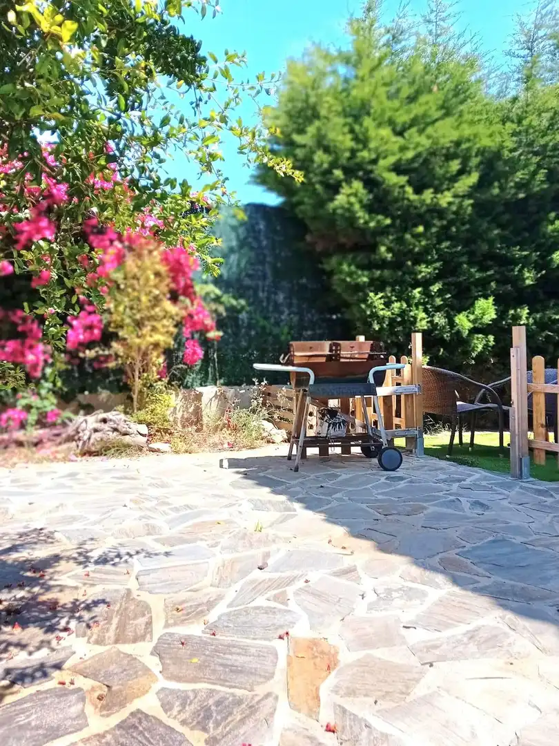Terrasse von Einfamilien-Reihenhaus zum Verkauf in Calafell mit Privatgarten, Terrasse und Abstellraum