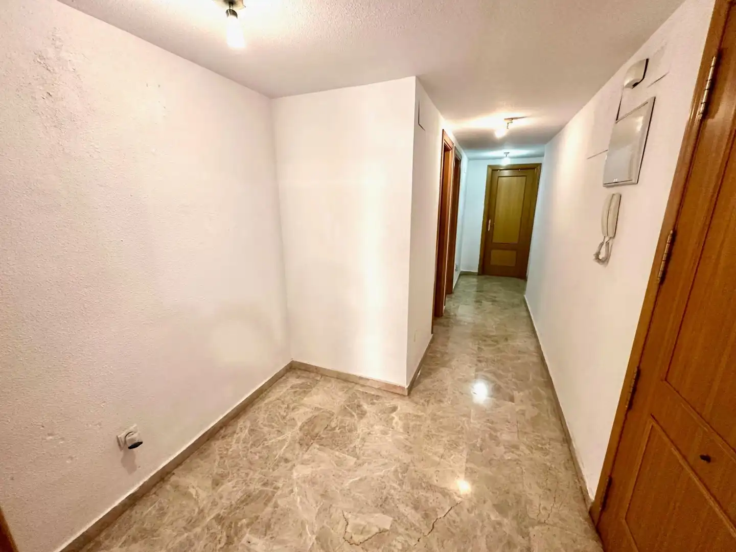 Piso en venta en Alicante / Alacant