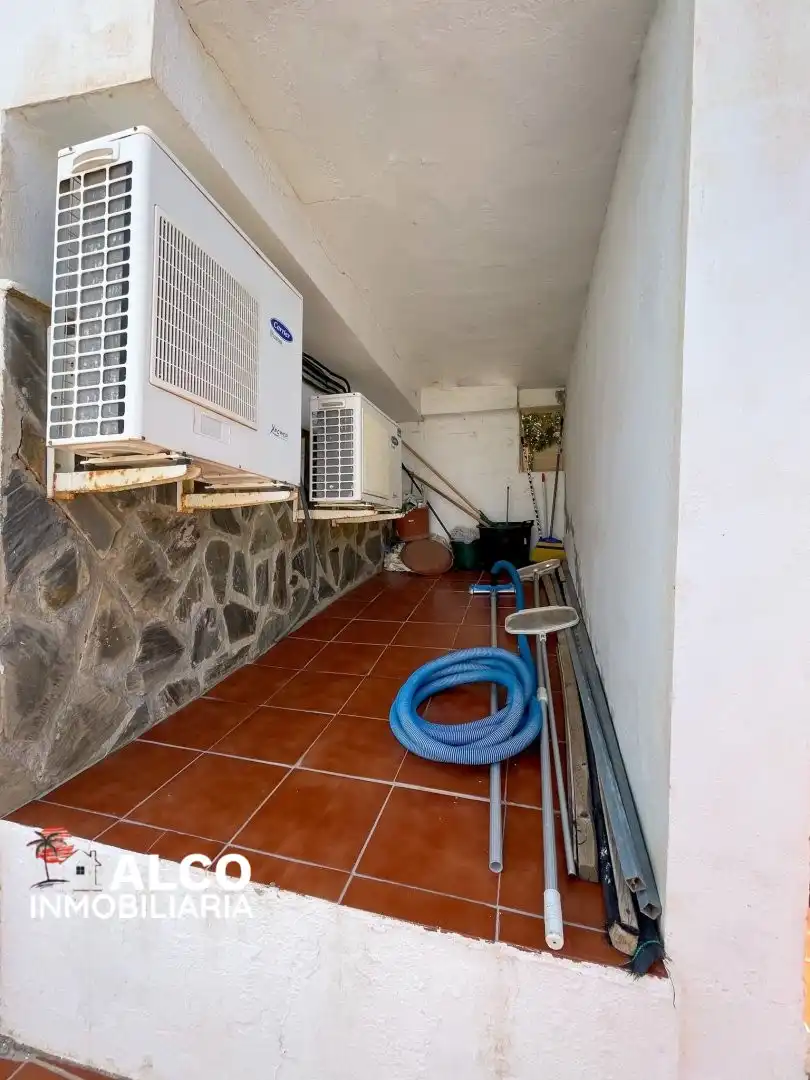 Casa o xalet en venda en Torrox amb Aire condicionat, Terrassa i Piscina