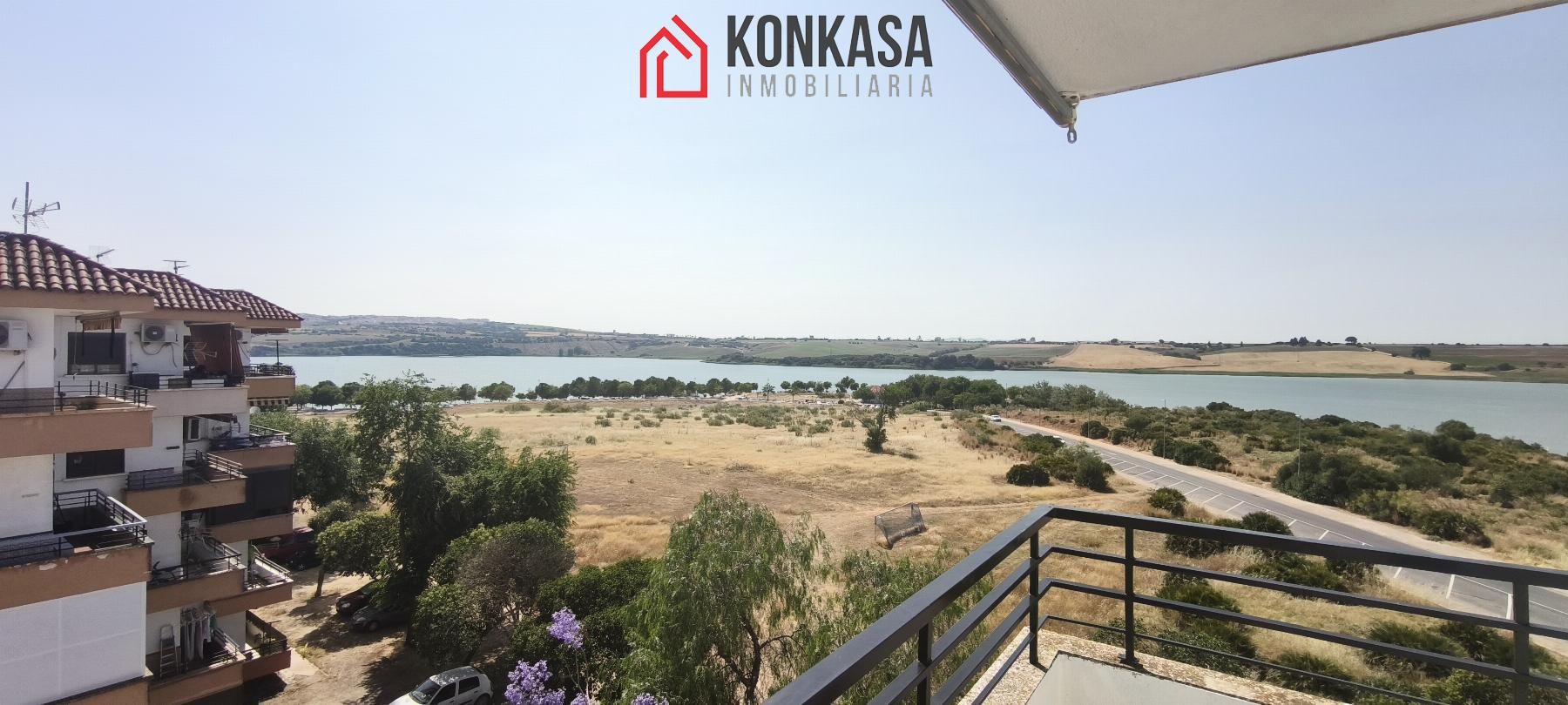 Exterior view of Flat to rent in Arcos de la Frontera  with Air Conditioner and Terrace