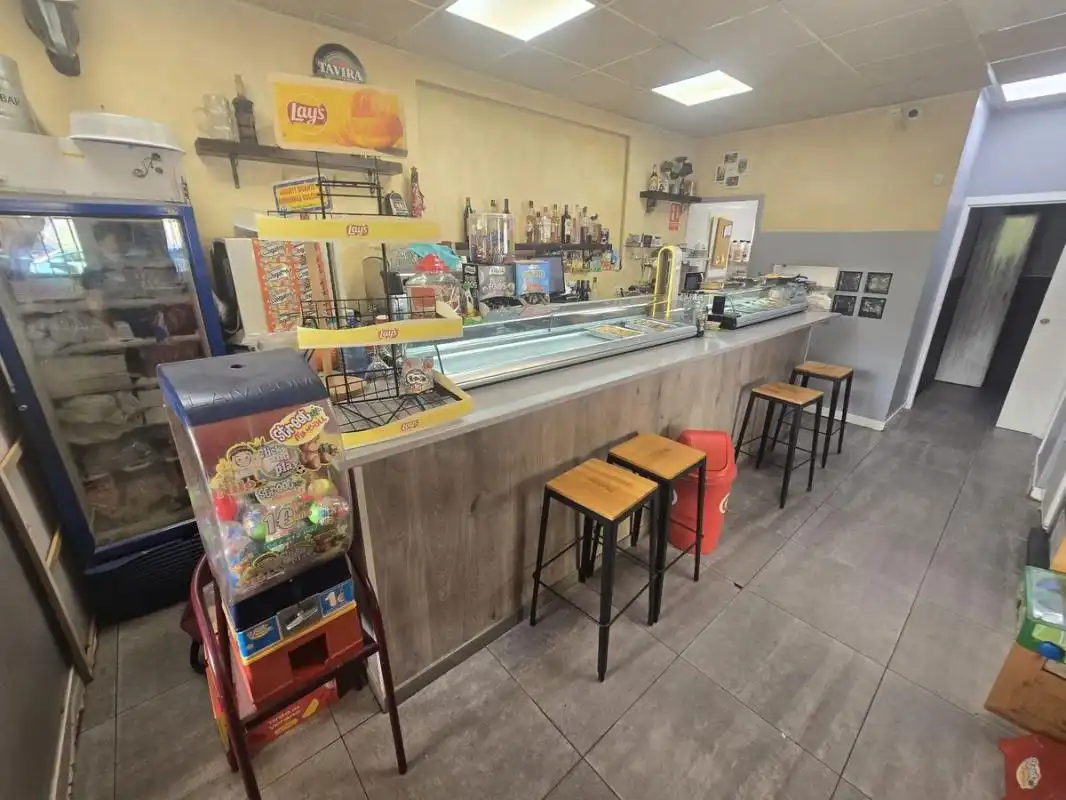 Local comercial en venta en Calle Pintor Astorza y Triay, imagen 5