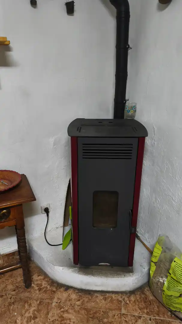 Jardí de Casa o xalet en venda en Urrea de Jalón amb Terrassa, Moblat i Forn