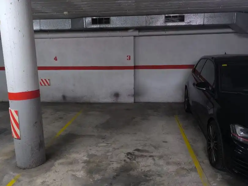 Einzelparkplatz zum Verkauf in Alt Camp 30, imagen 3