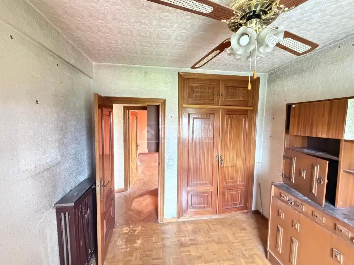 Bedroom of Flat for sale in Madrid  with Heating, Terrace and Balcony