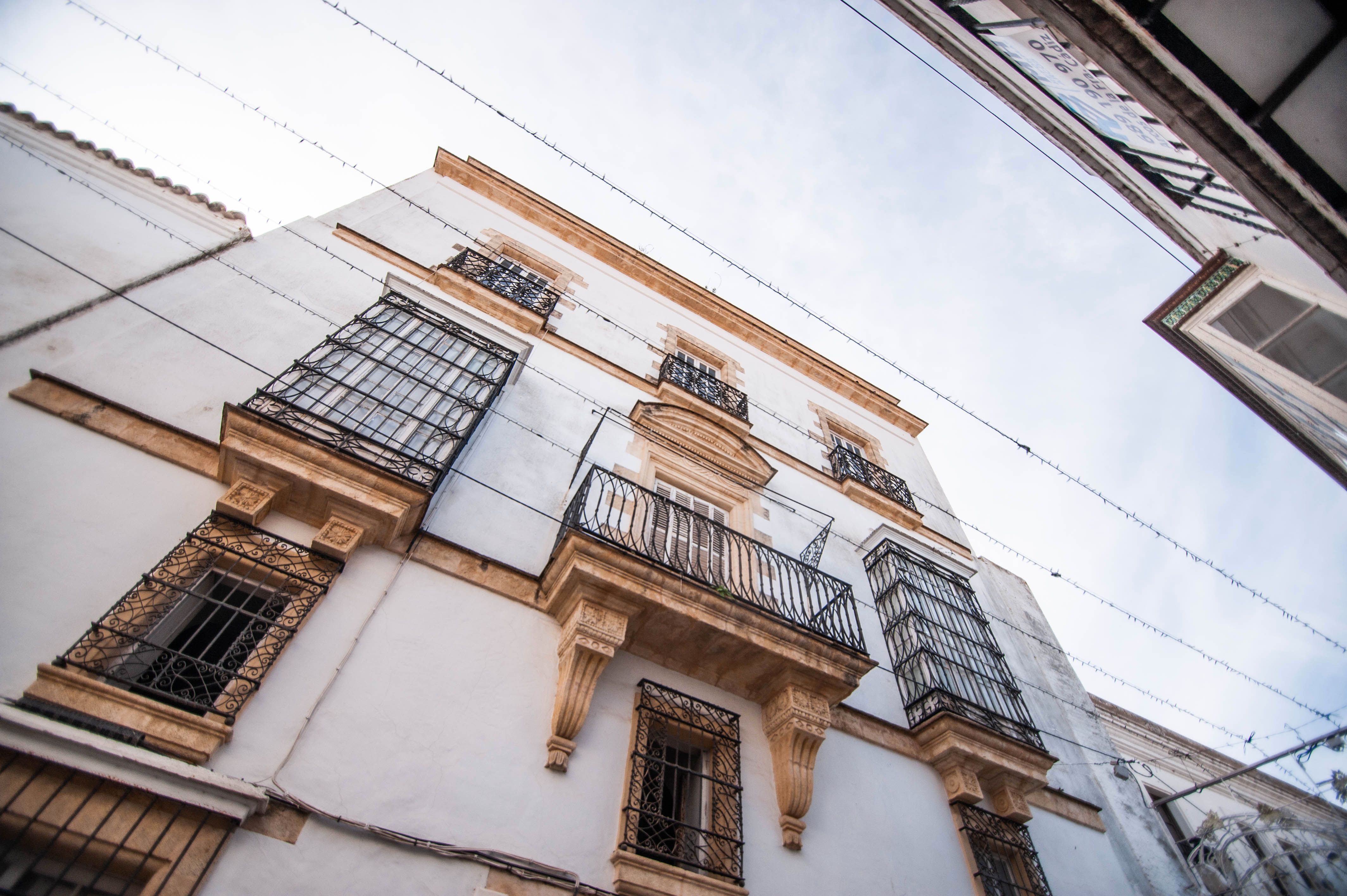 Vista exterior de Casa adosada en venda en Arcos de la Frontera
