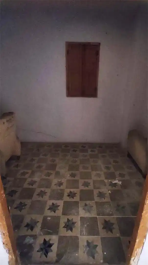 Casa adosada en venda en Yecla amb Balcó