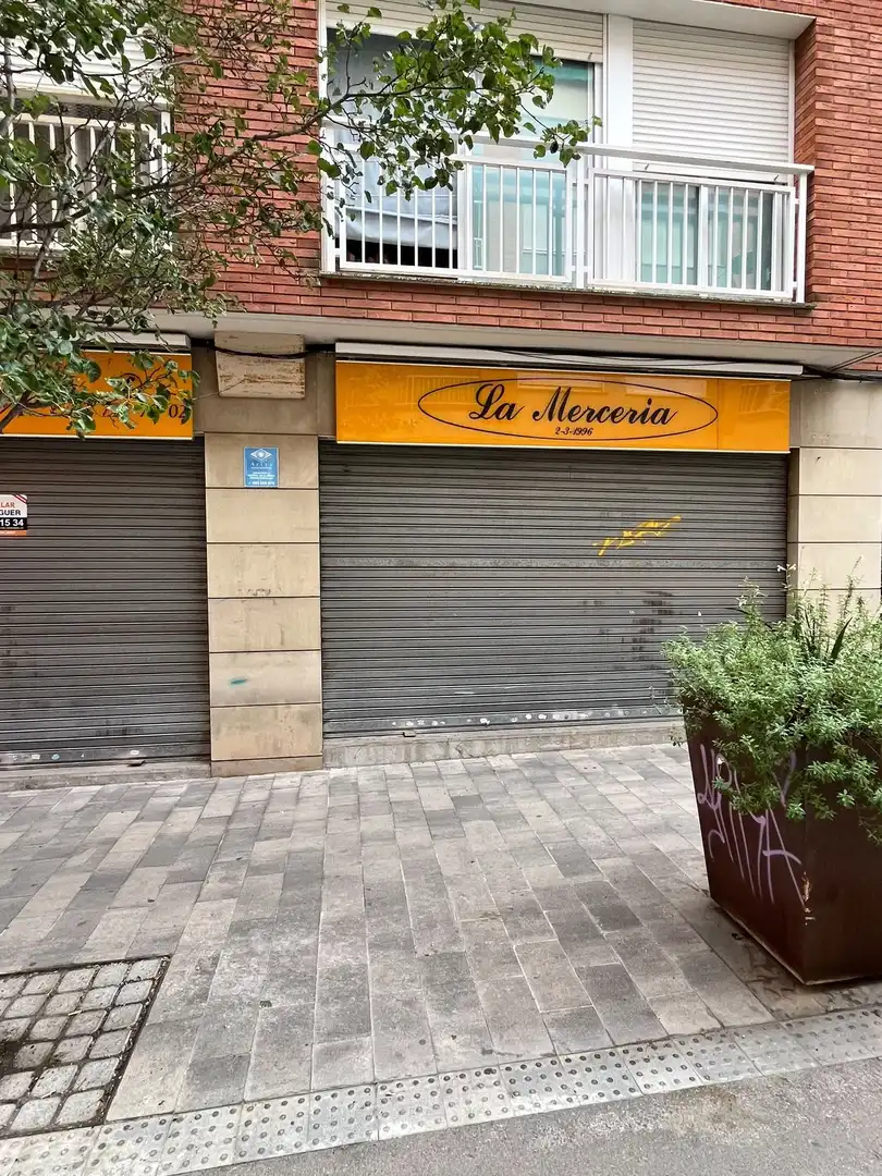 Local de alquiler en Eixample - Can Bogunyà