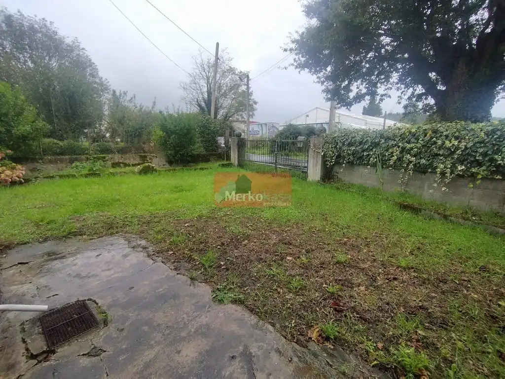 Casa o chalet en venta en Sarria con Calefacción y Jardín privado