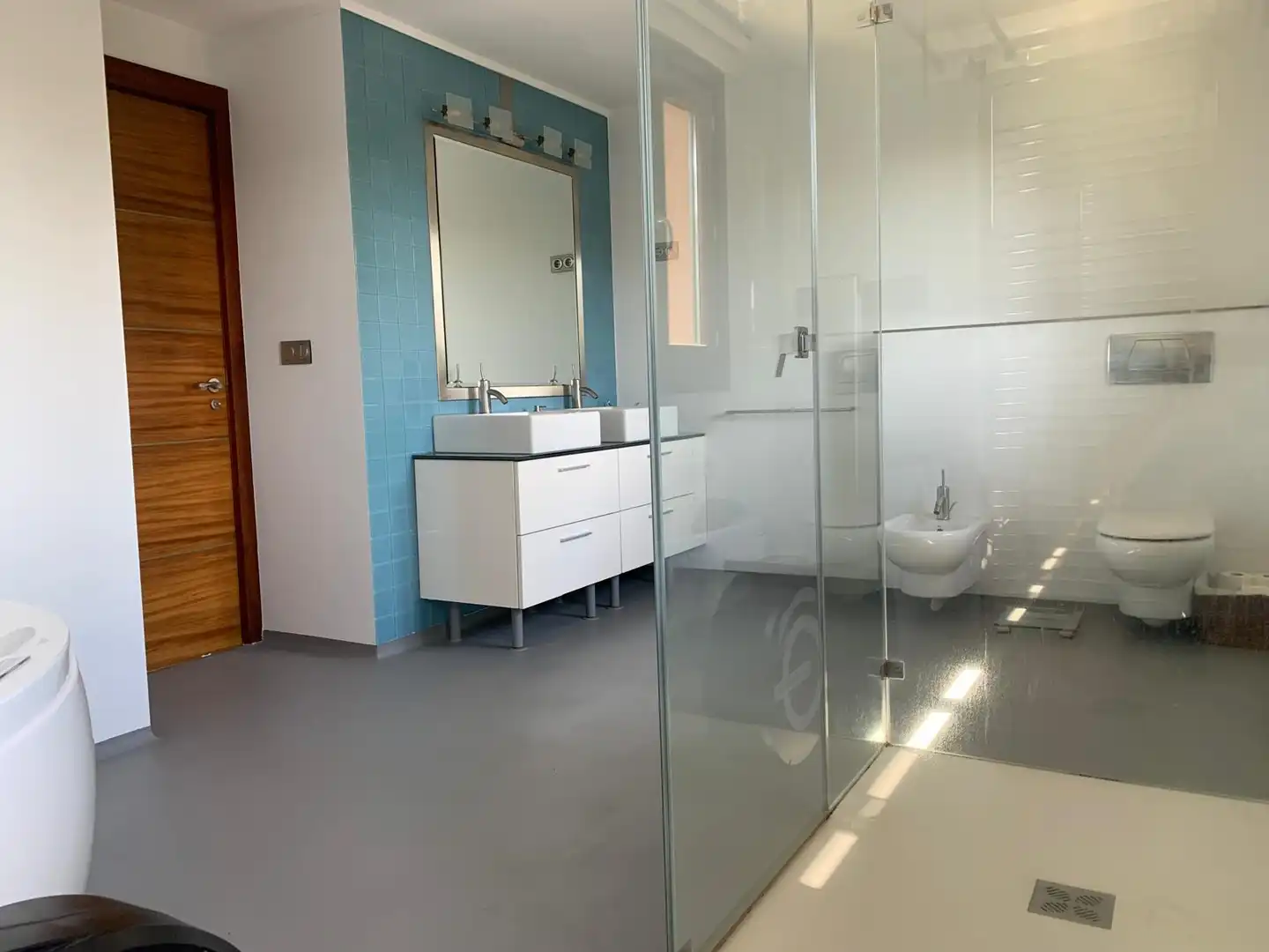 Baño de Casa o chalet en venta en Boadilla del Monte con Aire acondicionado, Calefacción y Jardín privado