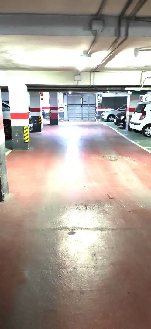 Parkplatz von Garage zum Verkauf in Badalona