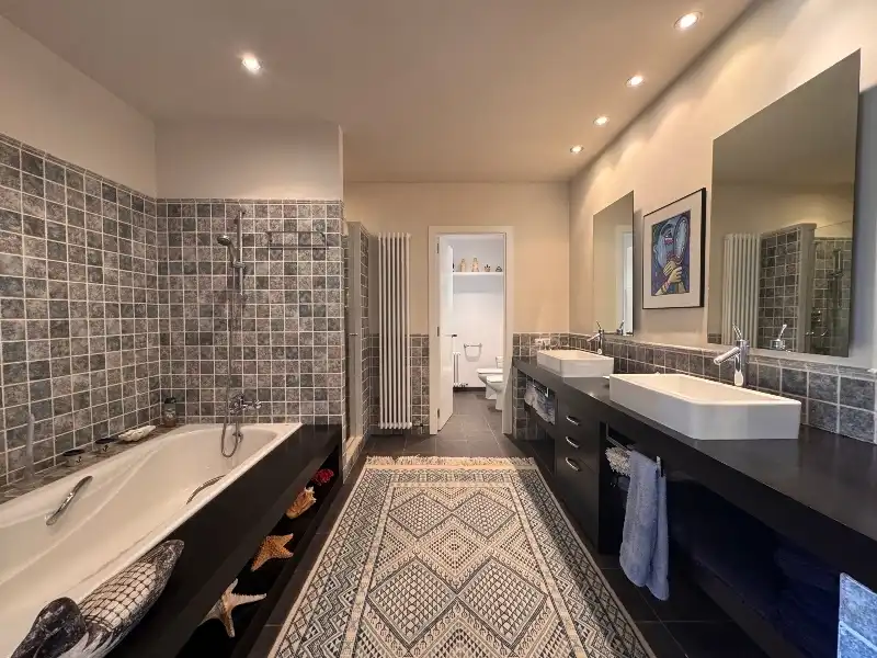 Bathroom of Houses for sale in Palafrugell  with Air Conditioner, Heating and Private garden