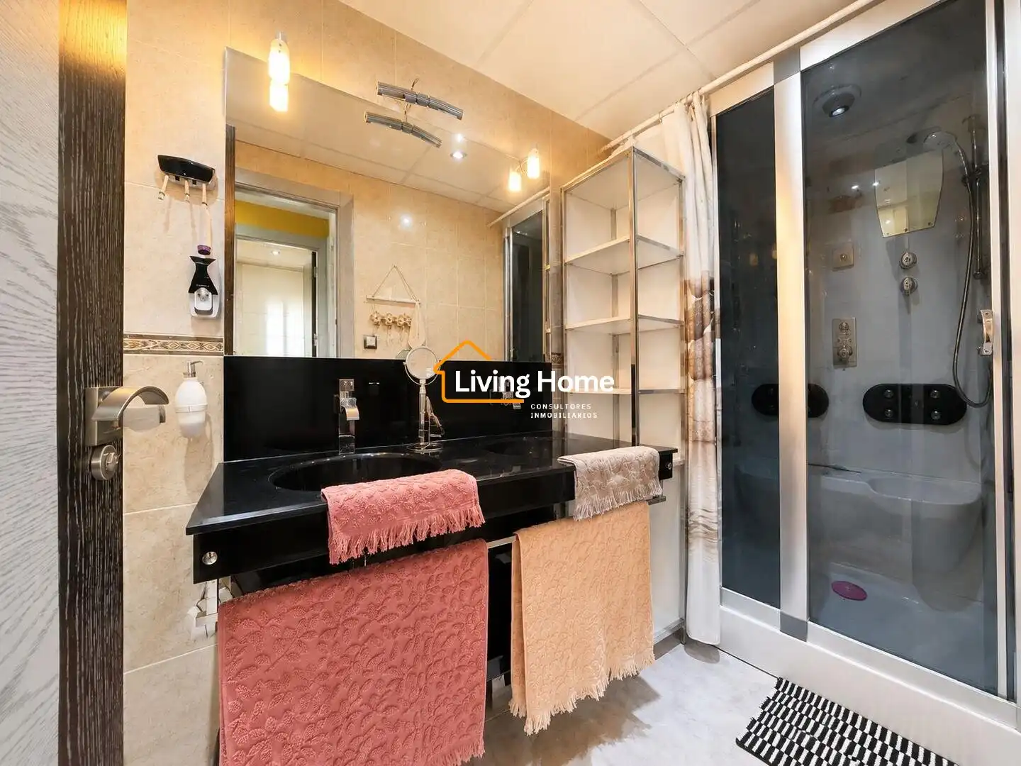 Baño de Piso en venta en Vila-seca con Aire acondicionado, Calefacción y Terraza