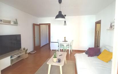 Living room of Flat for sale in Vandellòs i l'Hospitalet de l'Infant  with Terrace, Furnished and Oven