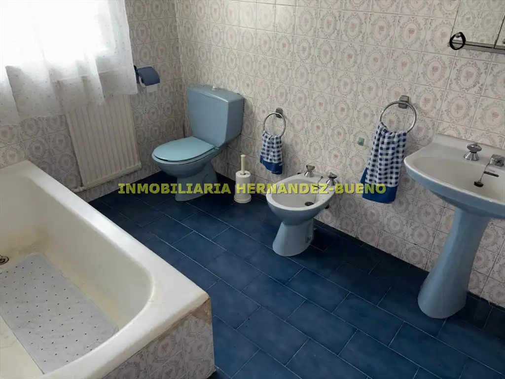 Bany de Casa o xalet en venda en Alba de Tormes amb Jardí privat i Piscina