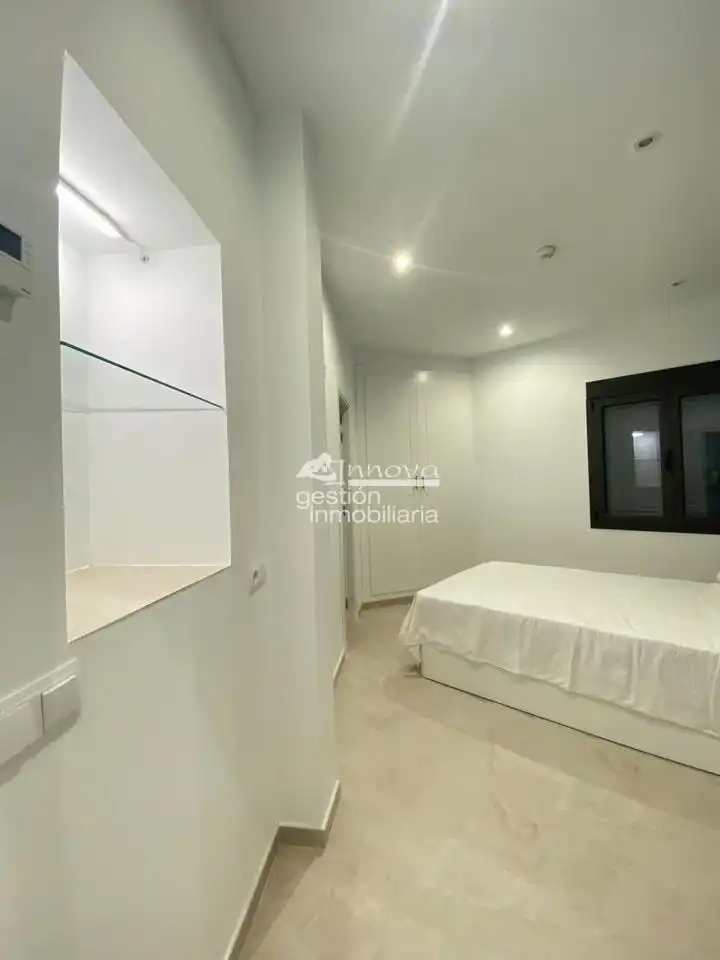 Dormitori de Casa o xalet de lloguer en Segovia amb Calefacció, Terrassa i Moblat
