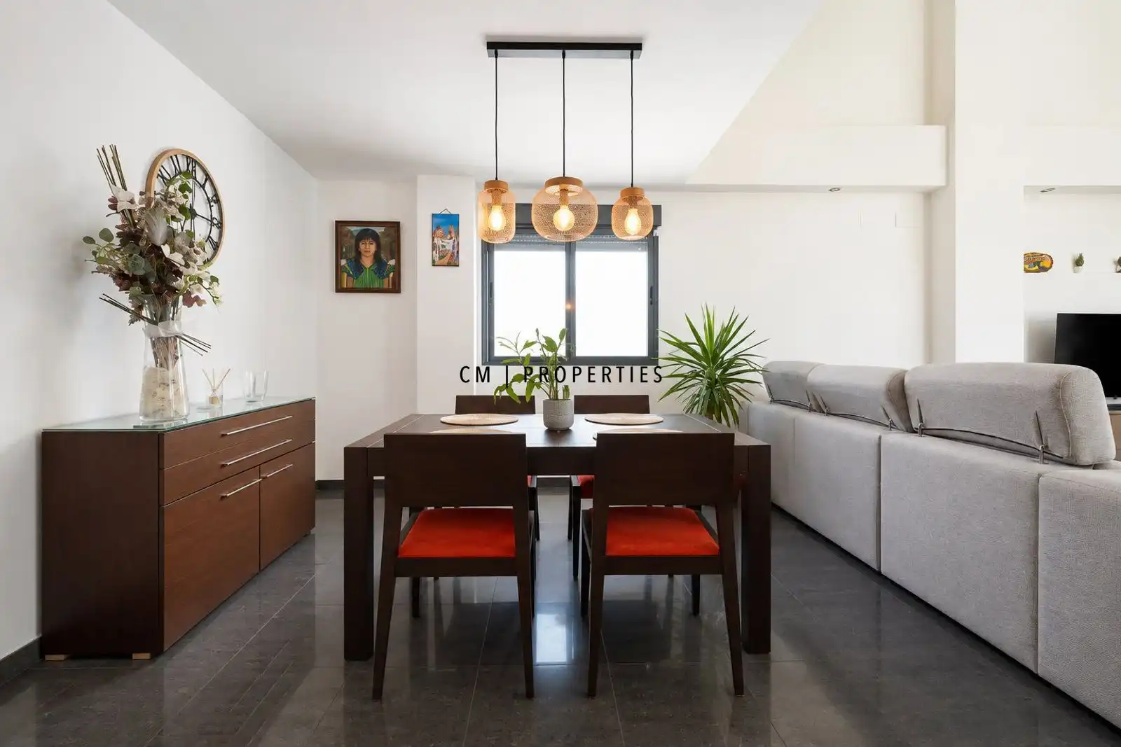 Comedor de Casa o chalet en venta en La Pobla de Vallbona con Aire acondicionado, Calefacción y Terraza