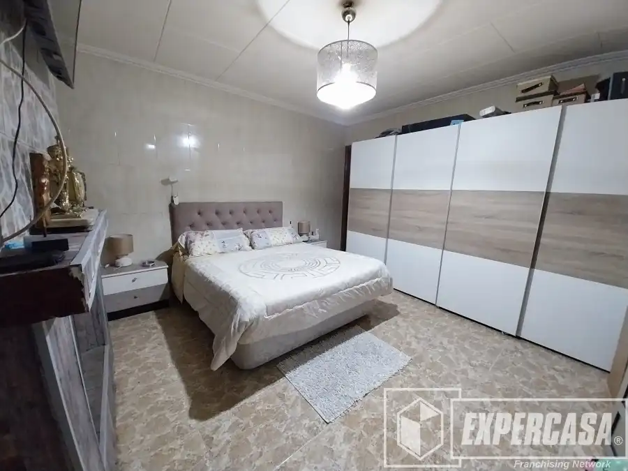 Habitación de Finca rústica en venta en Torrent con Aire acondicionado, Terraza y Trastero