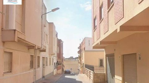 Foto 3 de Piso en venta en Calle Hijar, Piedras Redondas - Torrecárdenas, Almería Capital