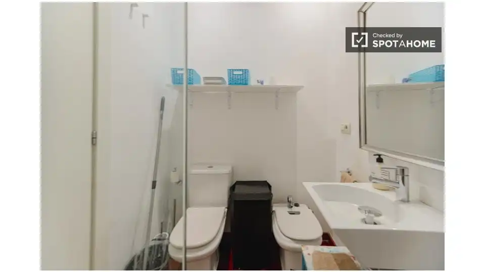 Appartamento con terrazza in affitto a Ciutat Vella, imagen 7