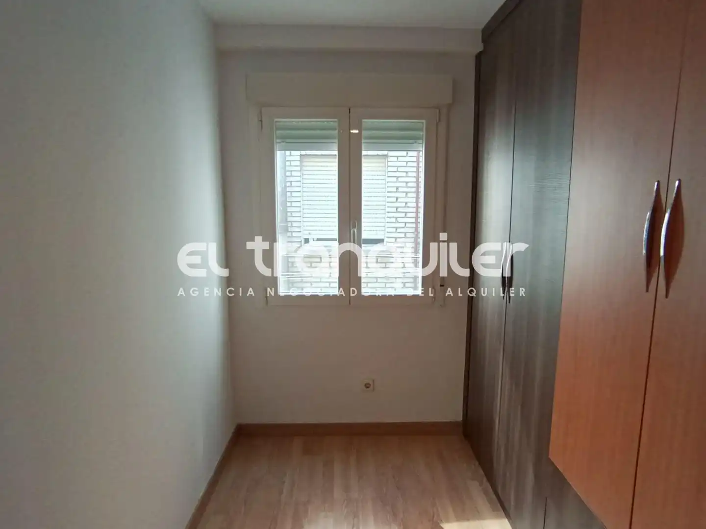 Flat for sale in Avenida España, Universidad