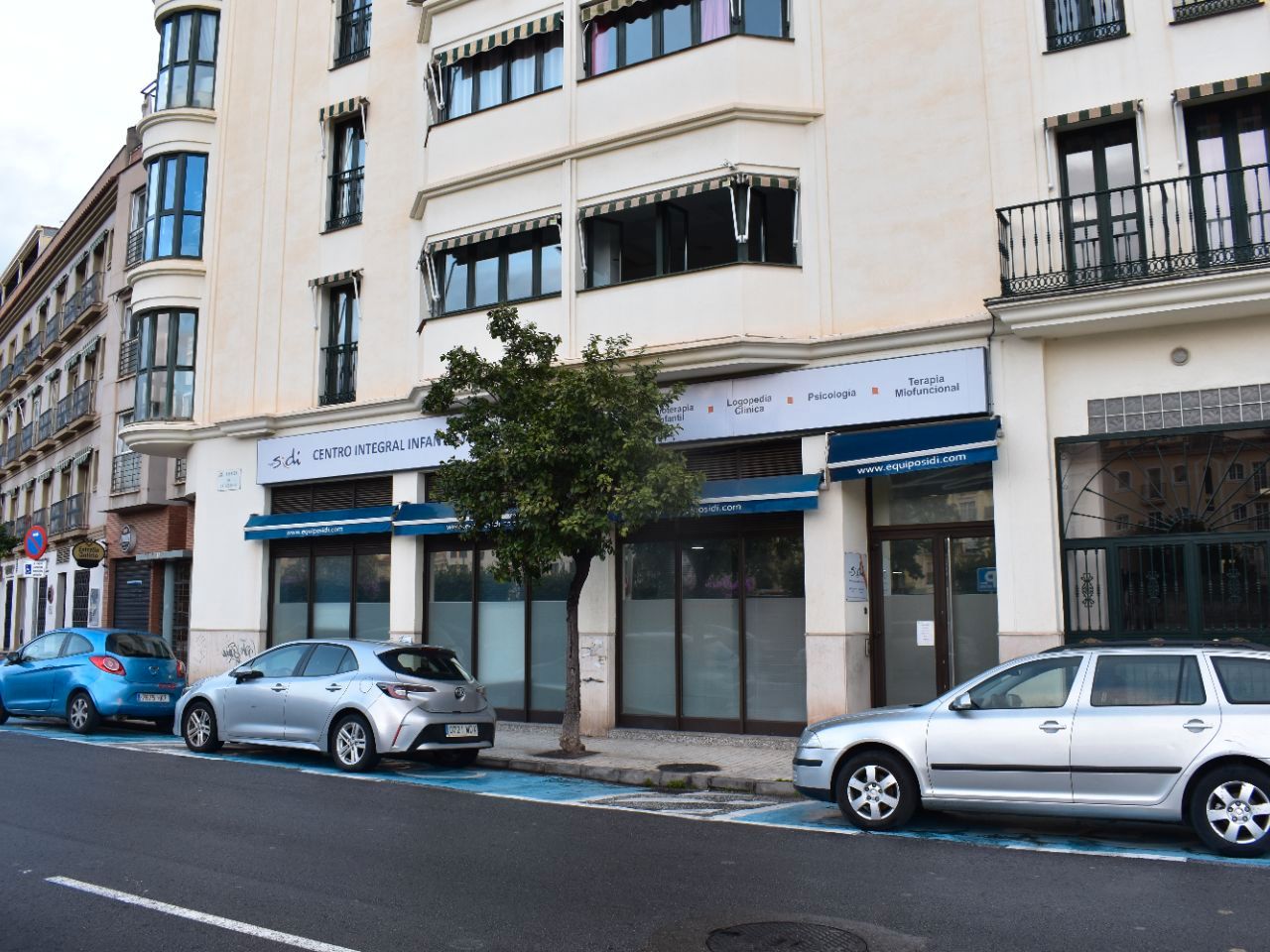 Vista exterior de Oficina de lloguer en Málaga Capital amb Aire condicionat, Calefacció i Moblat