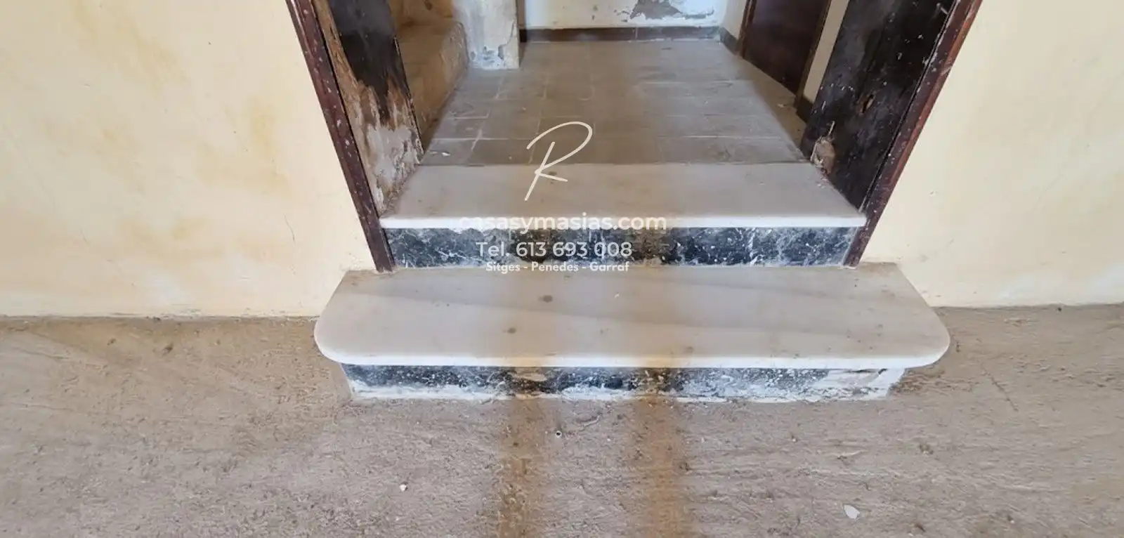 Country homes for sale in Avinyonet del Penedès  with Balcony