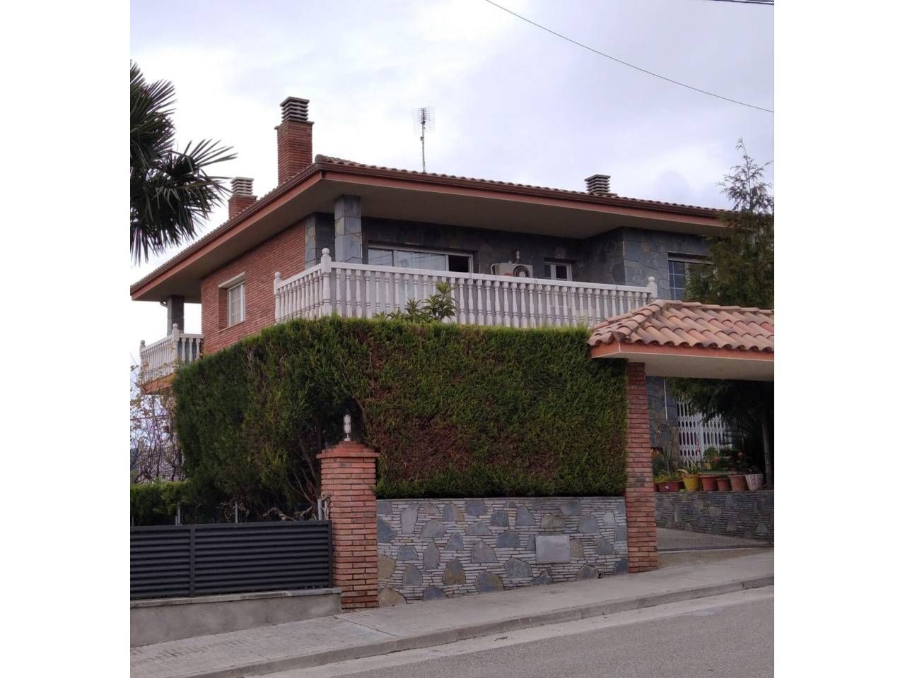 Vista exterior de Casa o xalet de lloguer en Montmajor amb Calefacció, Jardí privat i Terrassa