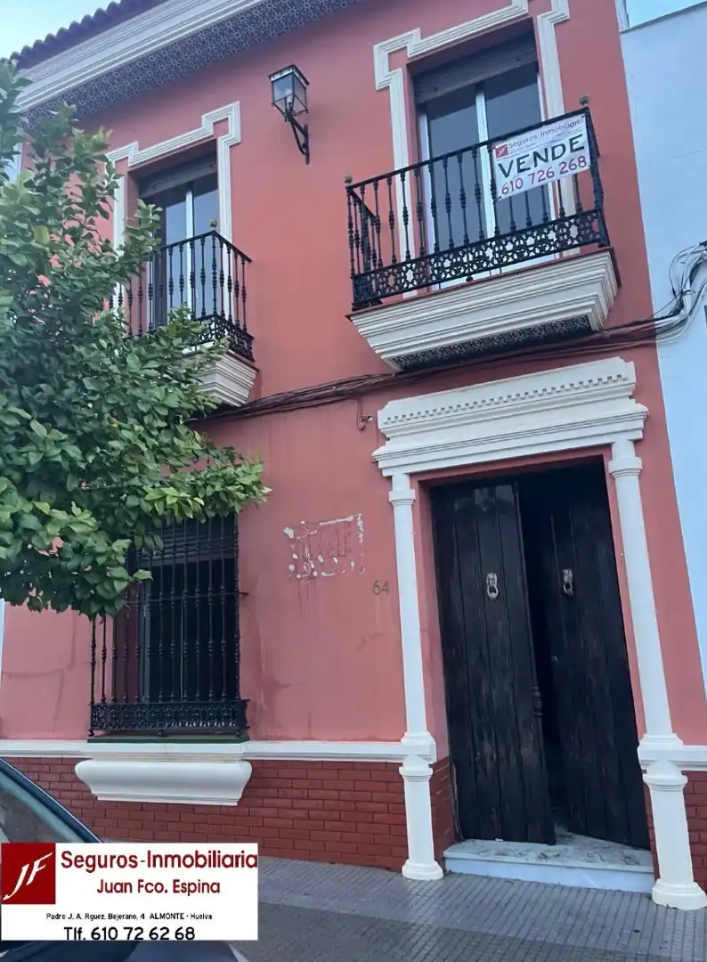 Casa amb terrassa en venda a Calle Calvario