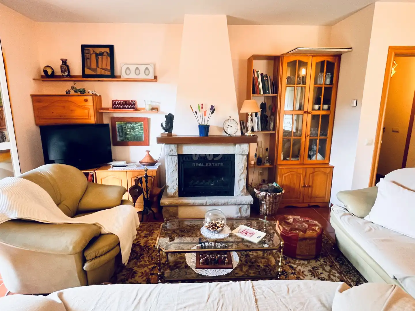 Sala de estar de Casa adosada en venta en Herradón de Pinares con Calefacción