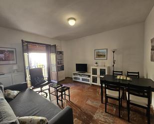 Sala d'estar de Apartament de lloguer en  Sevilla Capital amb Balcó