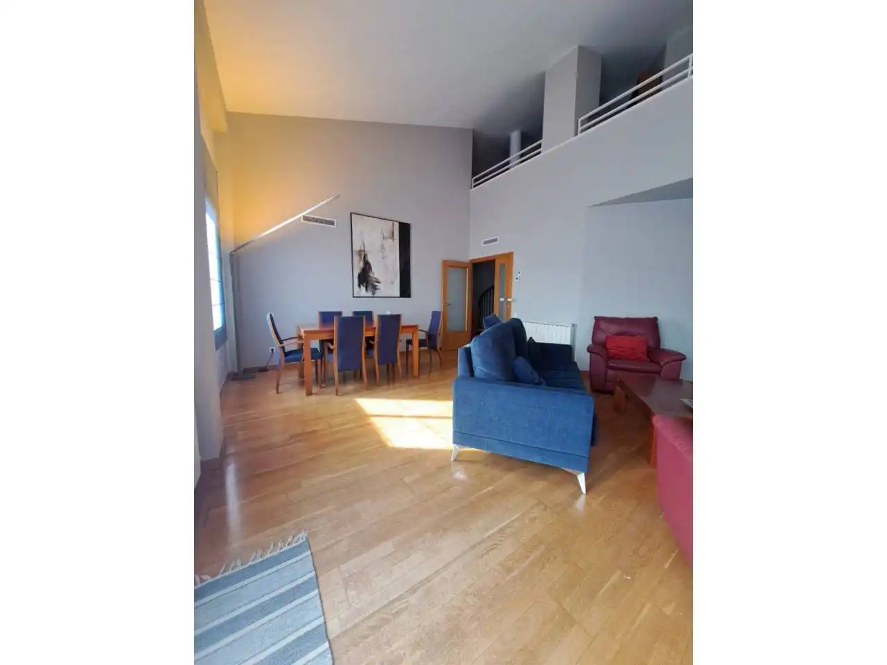 Sala d'estar de Dúplex de lloguer en Sant Quirze del Vallès amb Aire condicionat, Calefacció i Parquet