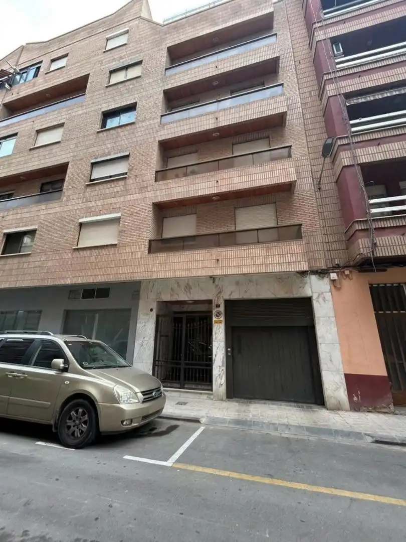 Vista exterior de Piso en venta en Torrent