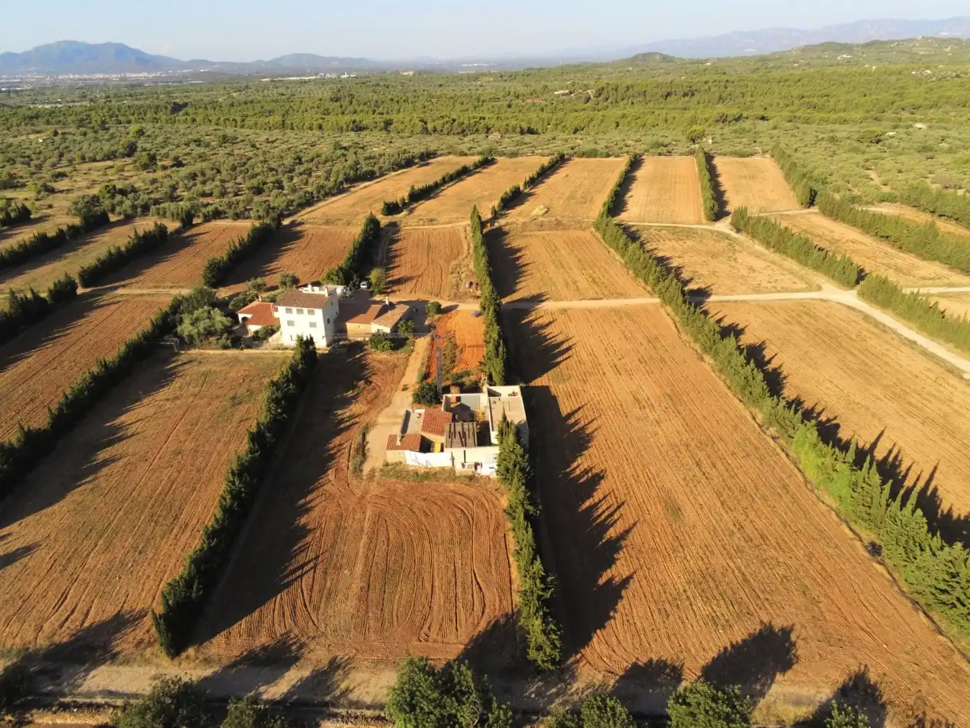 Casa rústica con jardín en venta en Camarles, imagen 4